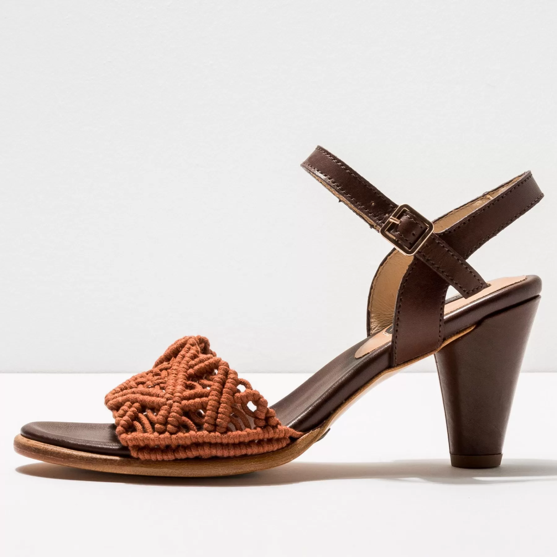 Neosens Sandals With Heel>S036 Montua